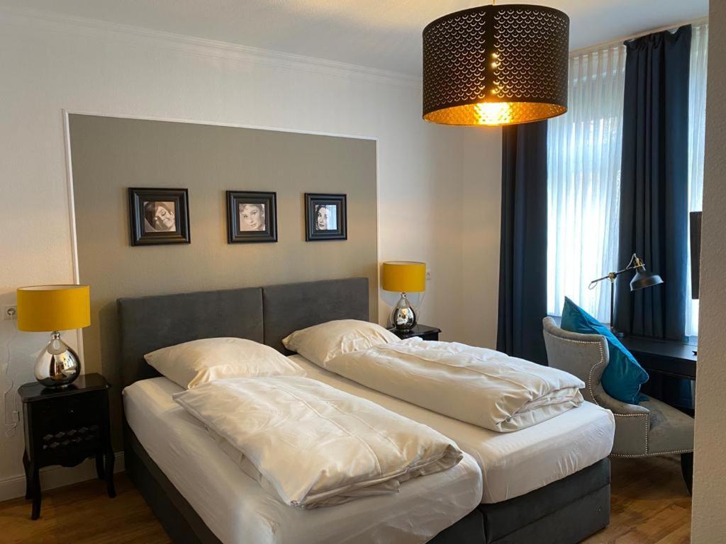 Hotel Hagspihl ควาเคนบรุค ภายนอก รูปภาพ