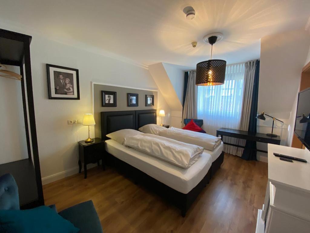 Hotel Hagspihl ควาเคนบรุค ภายนอก รูปภาพ