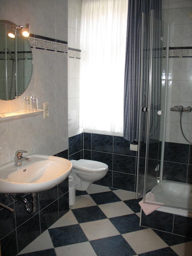 Hotel Hagspihl ควาเคนบรุค ภายนอก รูปภาพ