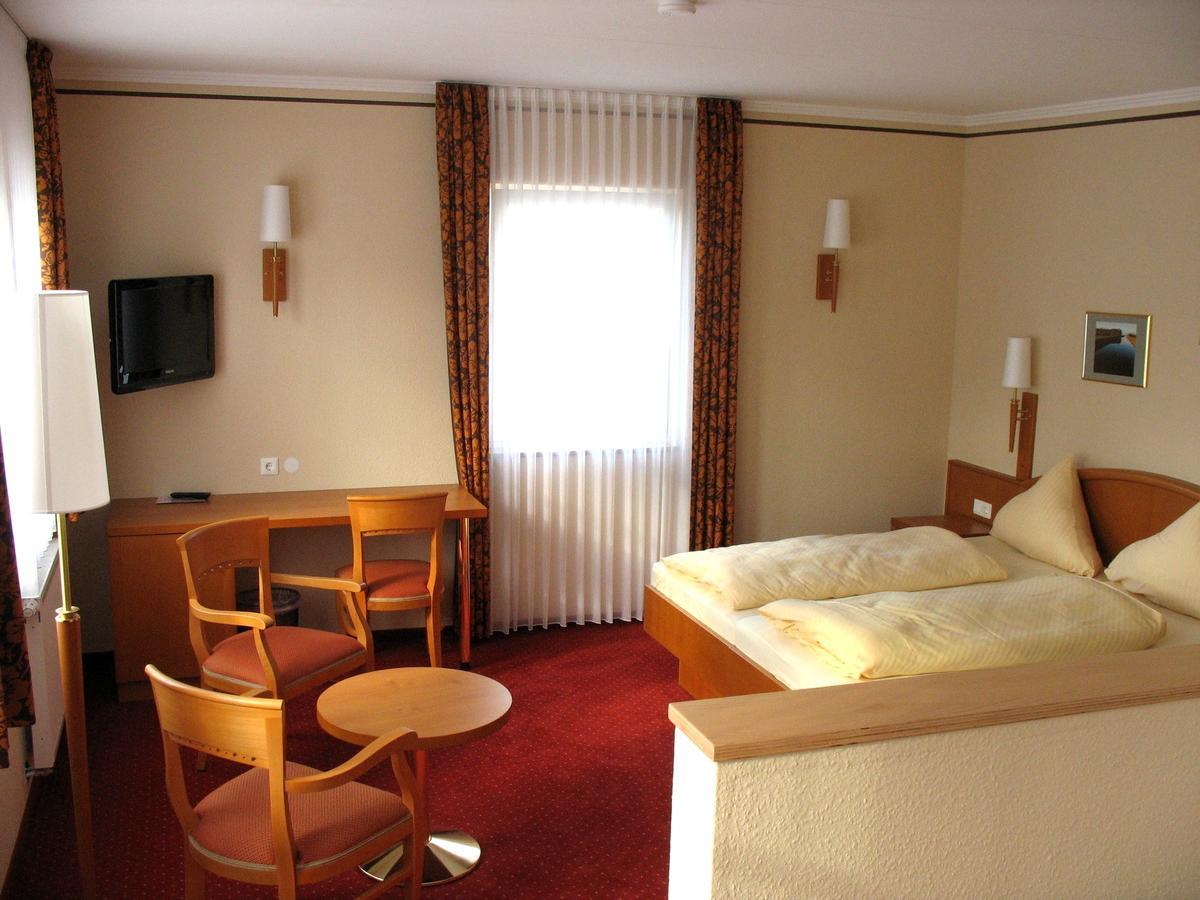 Hotel Hagspihl ควาเคนบรุค ภายนอก รูปภาพ